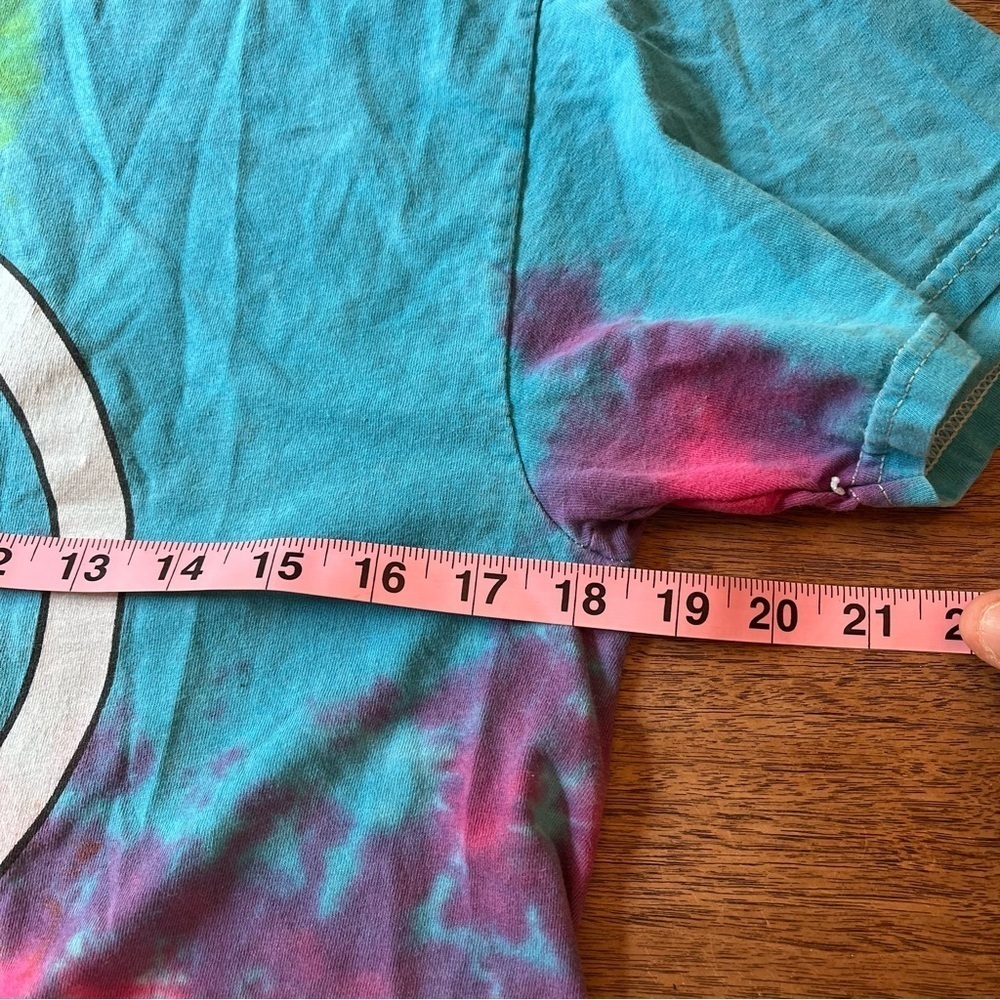 Snoopy Peanuts Peace Sign Tie Dye Crop T Shirt Size S - Picture 9 of 10